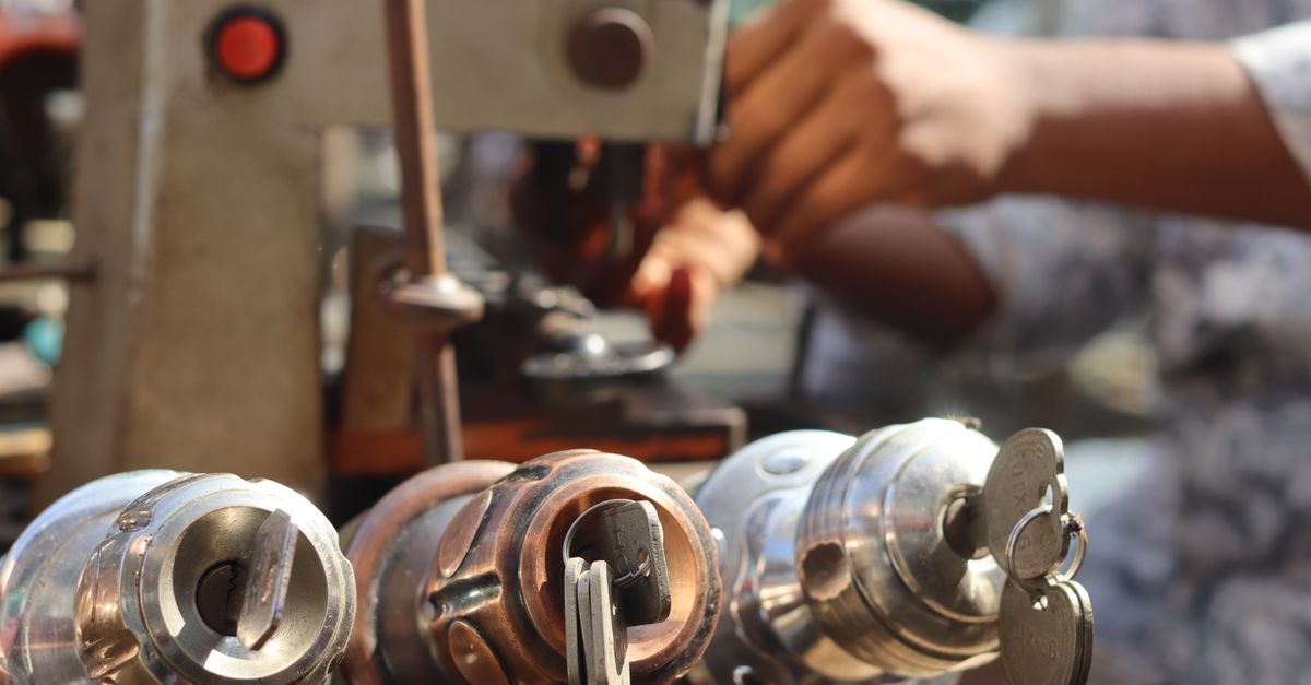 Fast, On-Site Response: How Our 24 Hour Emergency Locksmith Service Works — Piscataway Locksmith Corp